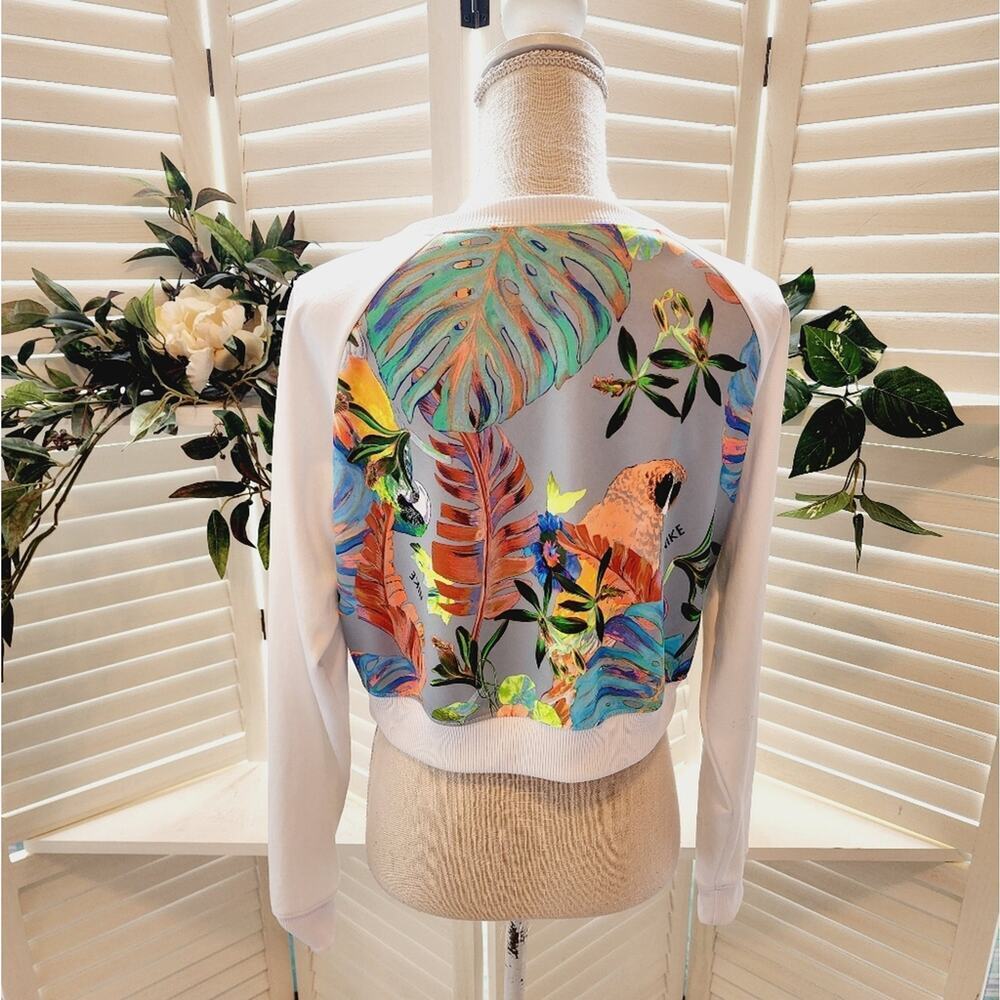 NIKE TROPICAL SMALL CROP SWEATSHIRT - Picture 4 of 8
